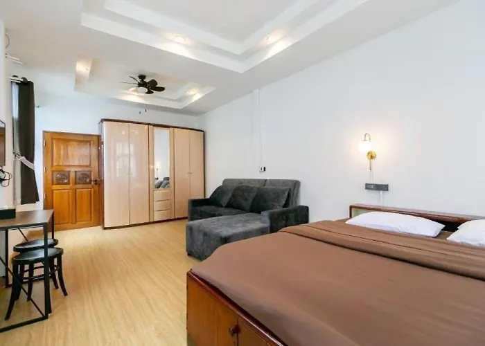 Hostal Taladnoi Paint House
