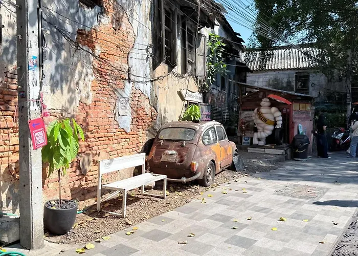 Taladnoi Paint House * Bangkok