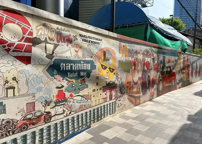 Taladnoi Paint House Bangkok